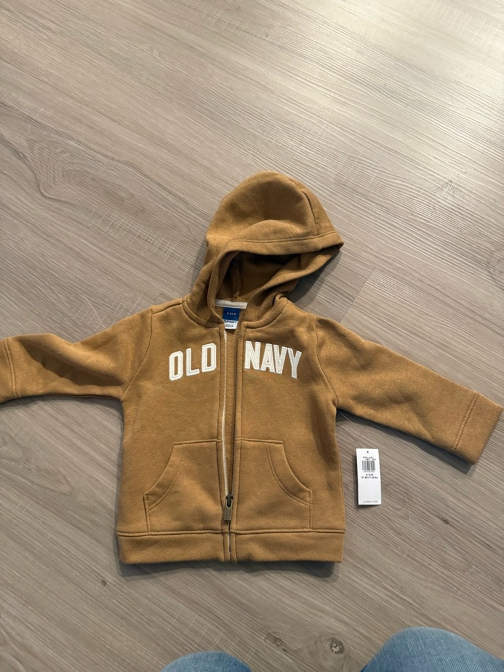 Old navy sweater